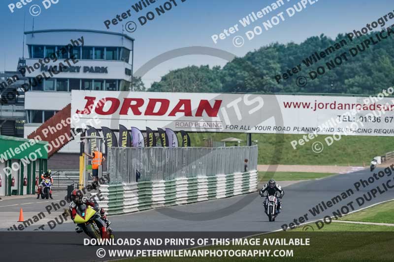 enduro digital images;event digital images;eventdigitalimages;mallory park;mallory park photographs;mallory park trackday;mallory park trackday photographs;no limits trackdays;peter wileman photography;racing digital images;trackday digital images;trackday photos